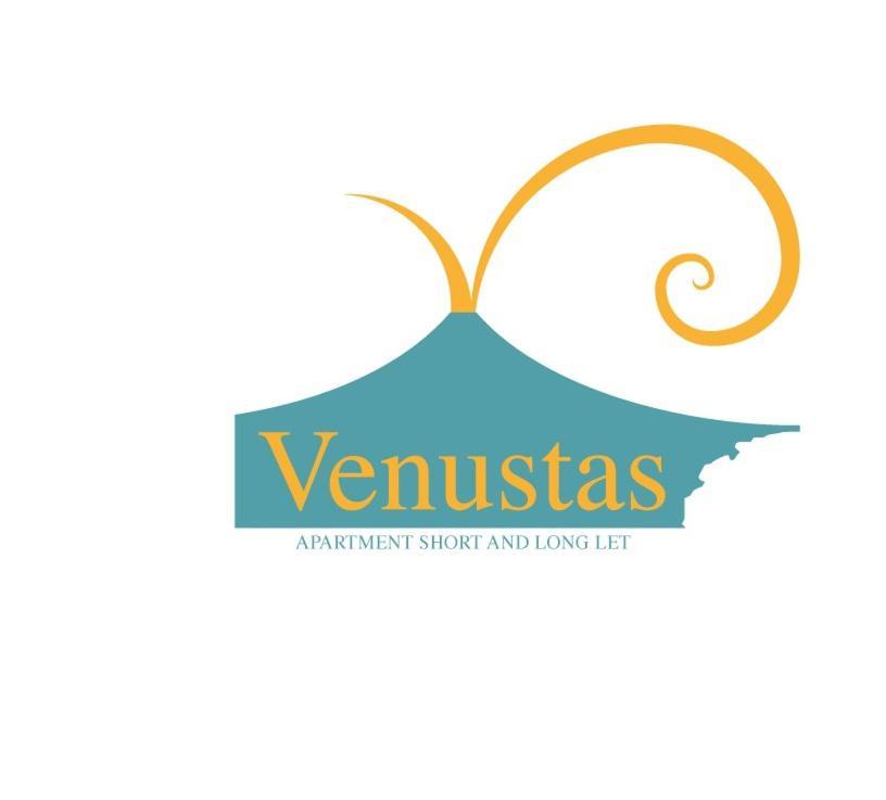Venustaschiaia * Napels